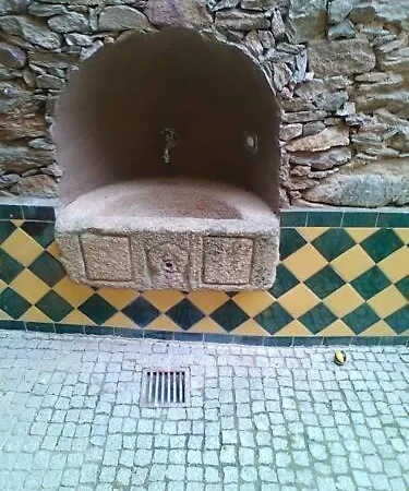 Santa Teresinha Nyaraló *